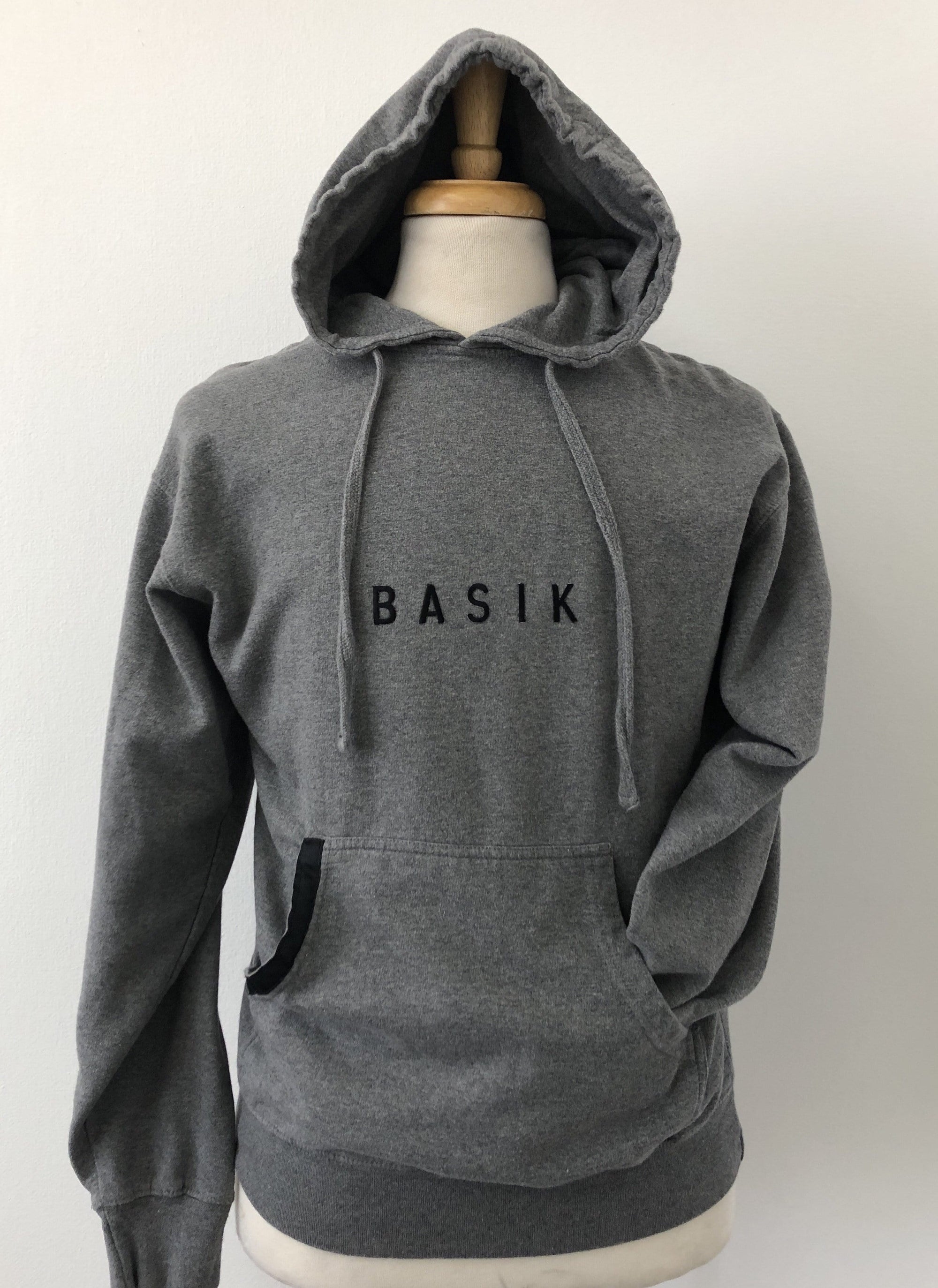 Basik Sweatshirt